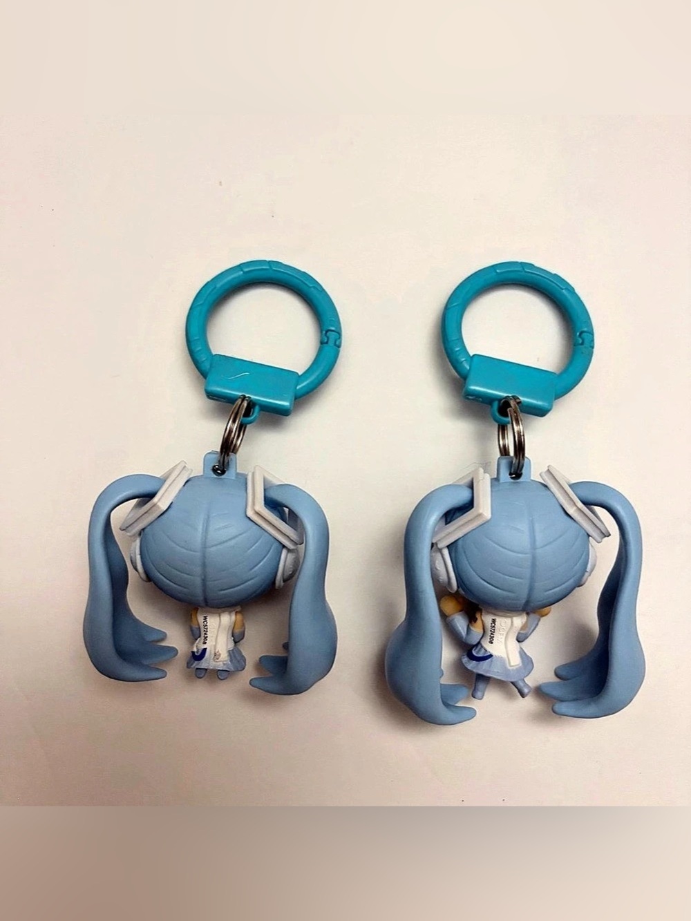 Snow Miku Keychains - Picture 2 of 2